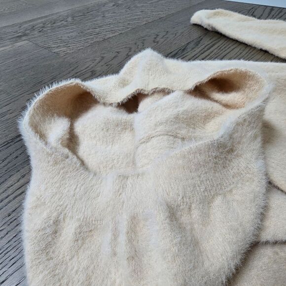 🆕️ Camila Coelho Yesenia Eyelash Puff Sleeve Open Back Mini Sweater Dress Nude - Picture 10 of 13